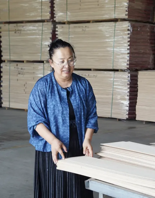 Whale Floor Founder Linda Lu Whale Floor Founder Linda Lu